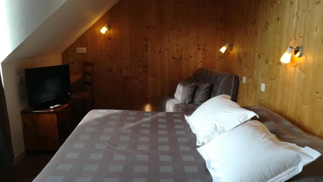 אוטרנס Hotel Restaurant Les Tilleuls מראה חיצוני תמונה